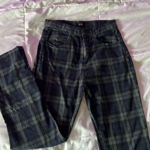 🤍Brandy Melville plaid pants